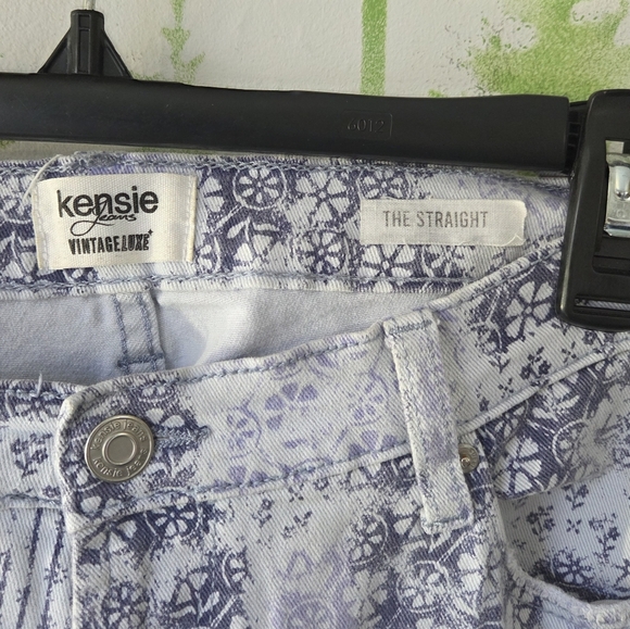 Patchwork Patterned Kensie Straight Fit Jeans - Picture 5 of 10
